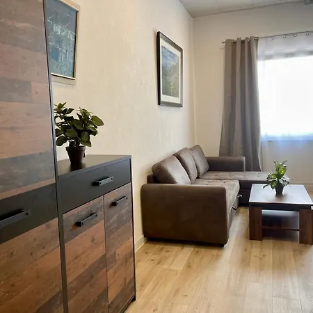 Goldstadt Comfort - Schloessle 아파트
